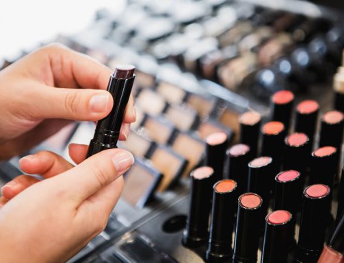 How to Mix Your Lip Colors for the Perfect Shade